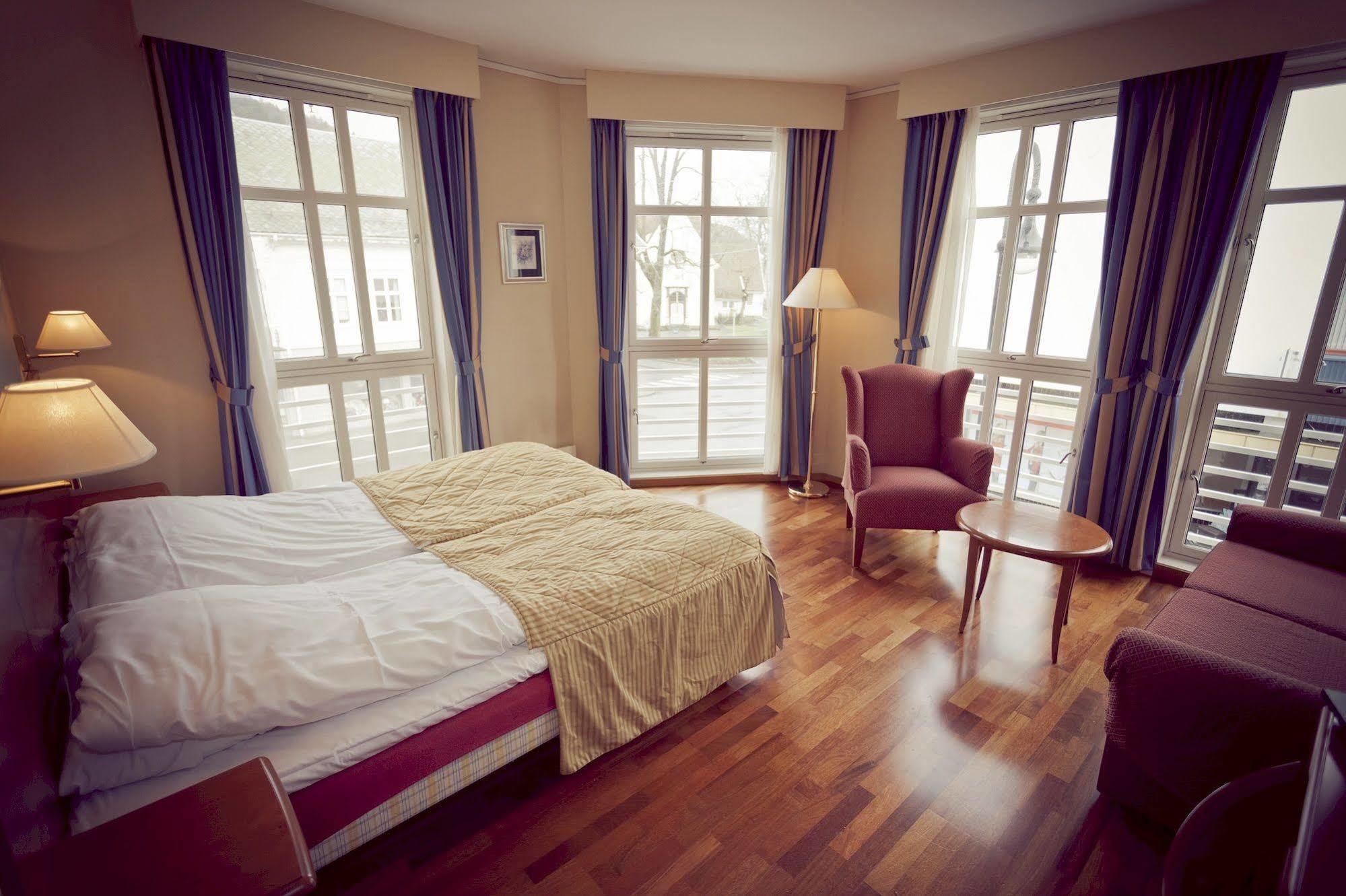 Grand Hotel Egersund Zewnętrze zdjęcie